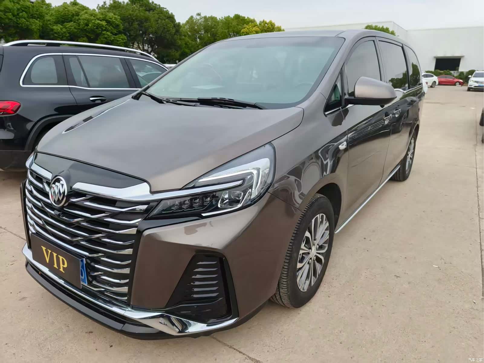 Buick GL8, 2023 3