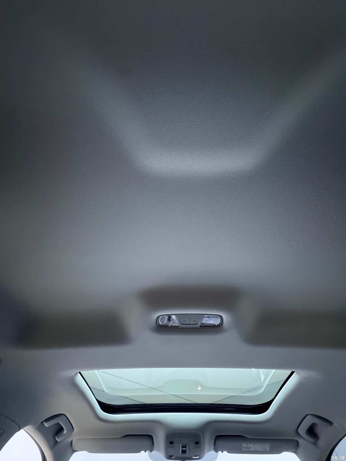 Audi Q3, 2022 11