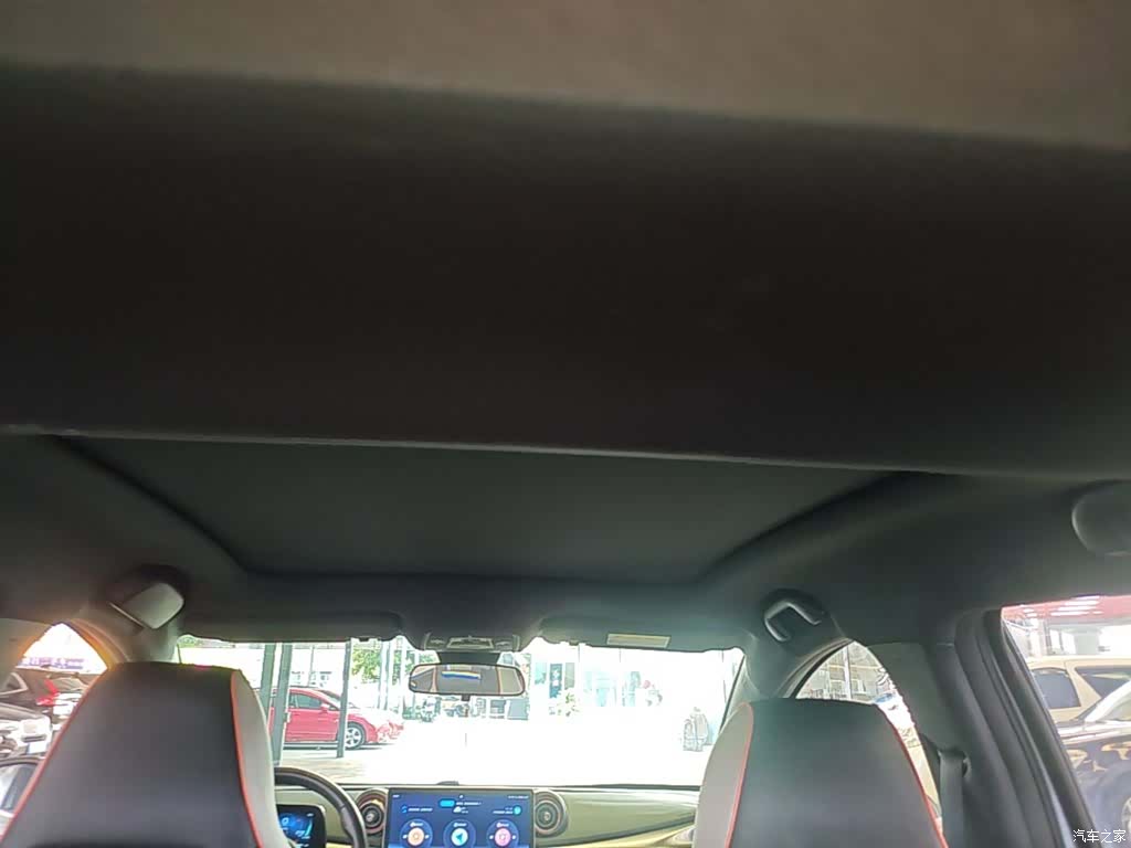 BYD Dolphin, 2022 18