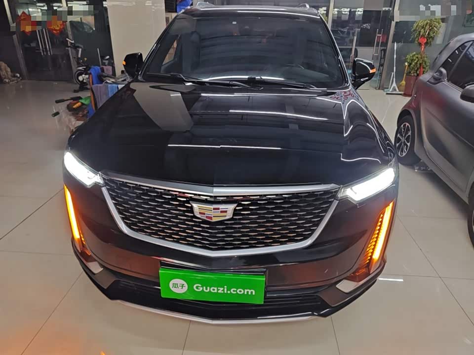 Cadillac XT6