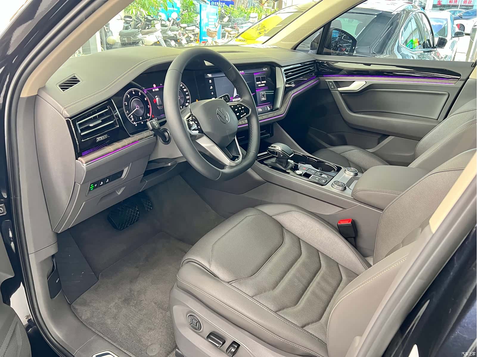 Volkswagen Touareg, 2021 6
