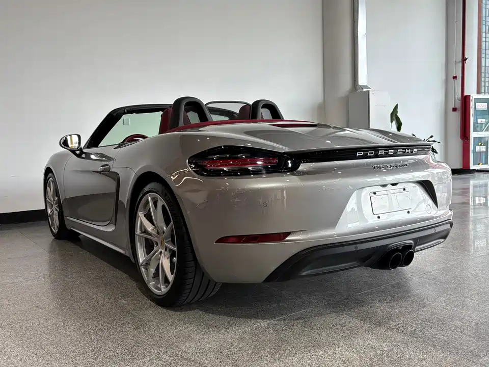Porsche 718