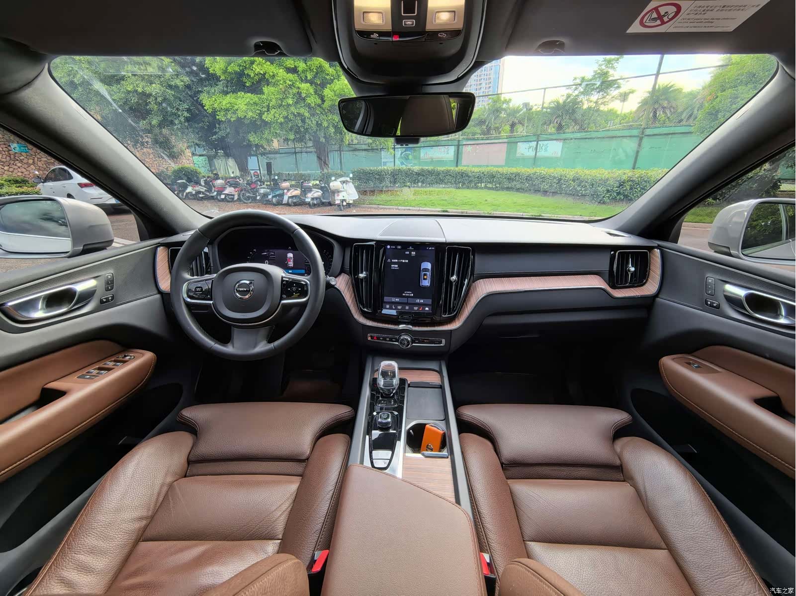 Volvo XC60, 2022 все фото