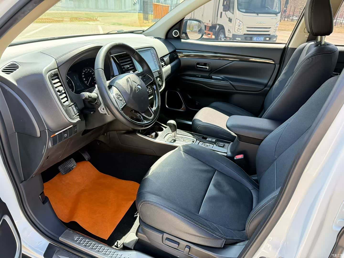 Mitsubishi Outlander, 2017 4