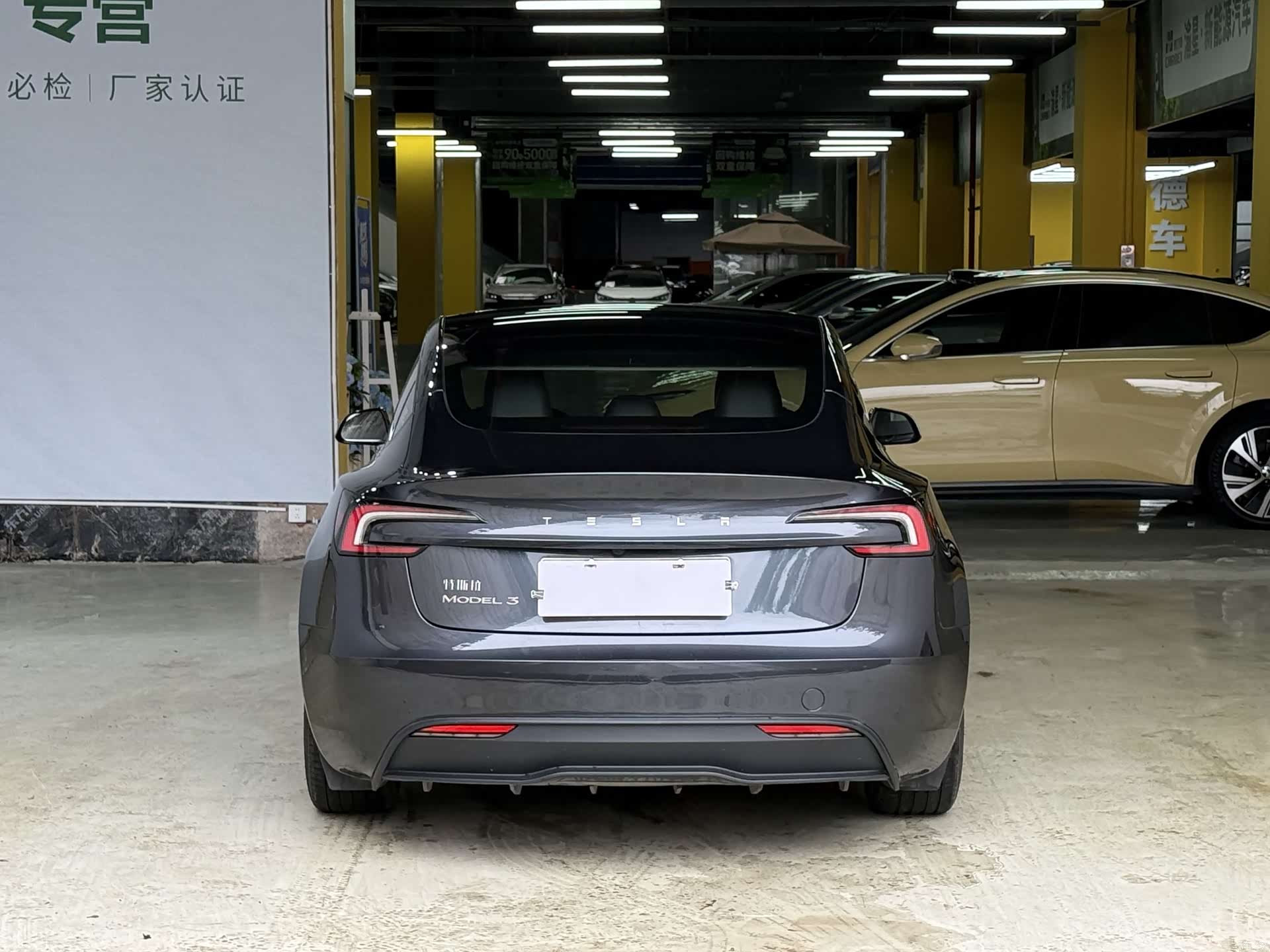 Tesla Model 3, 2024 6
