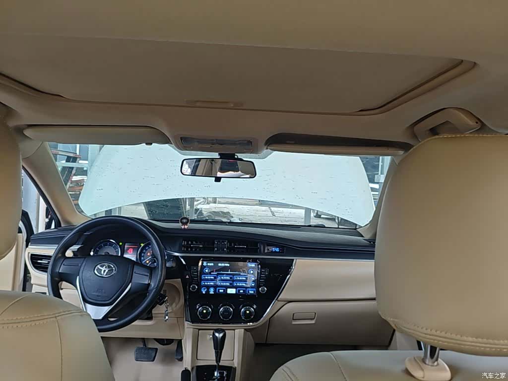 Toyota Corolla, 2015 14