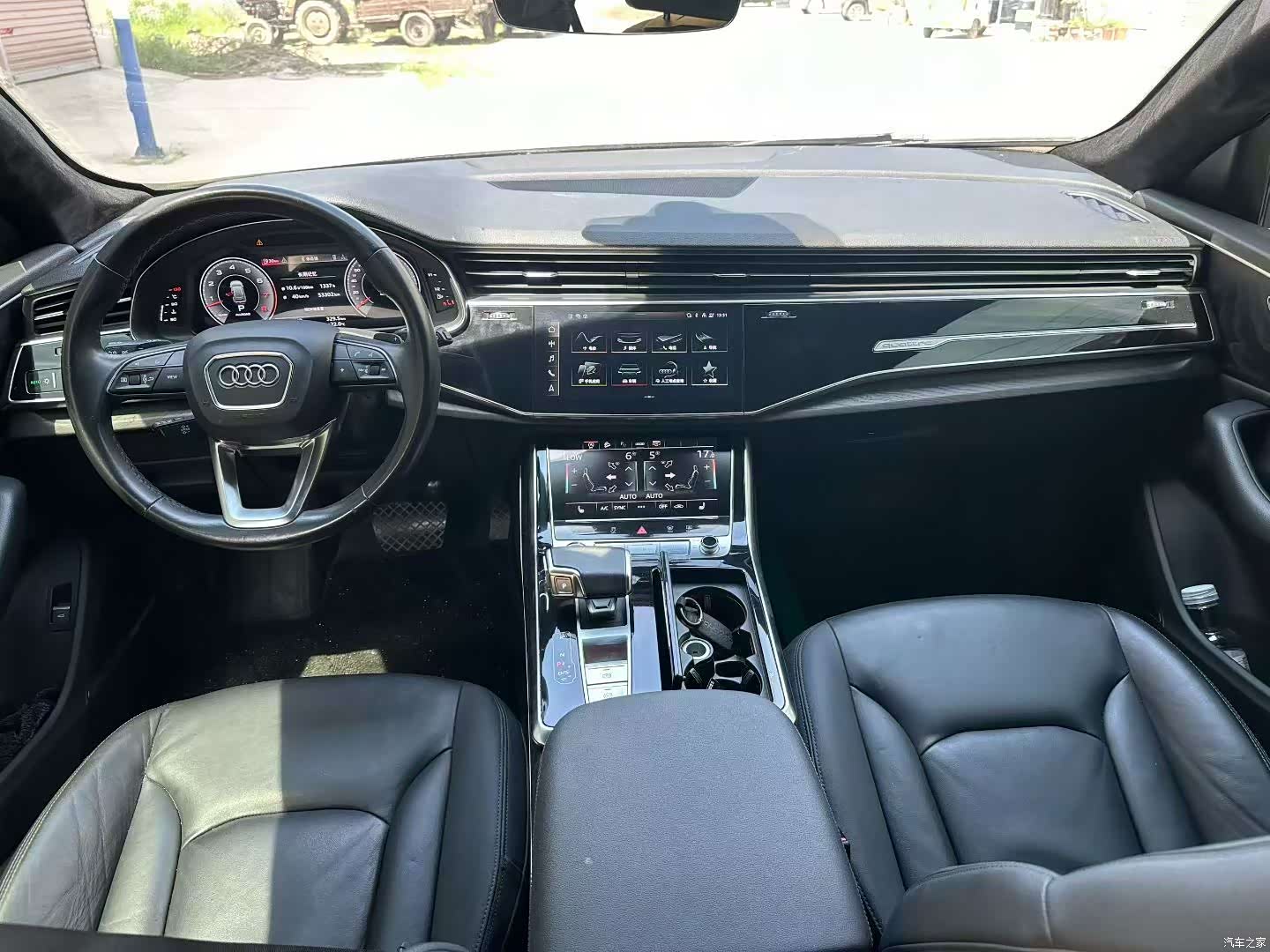 Audi Q8, 2021 6