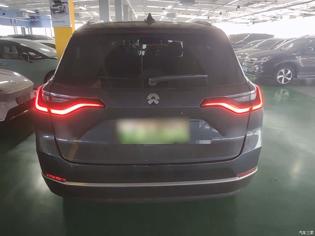 NIO ES8, 2020 4