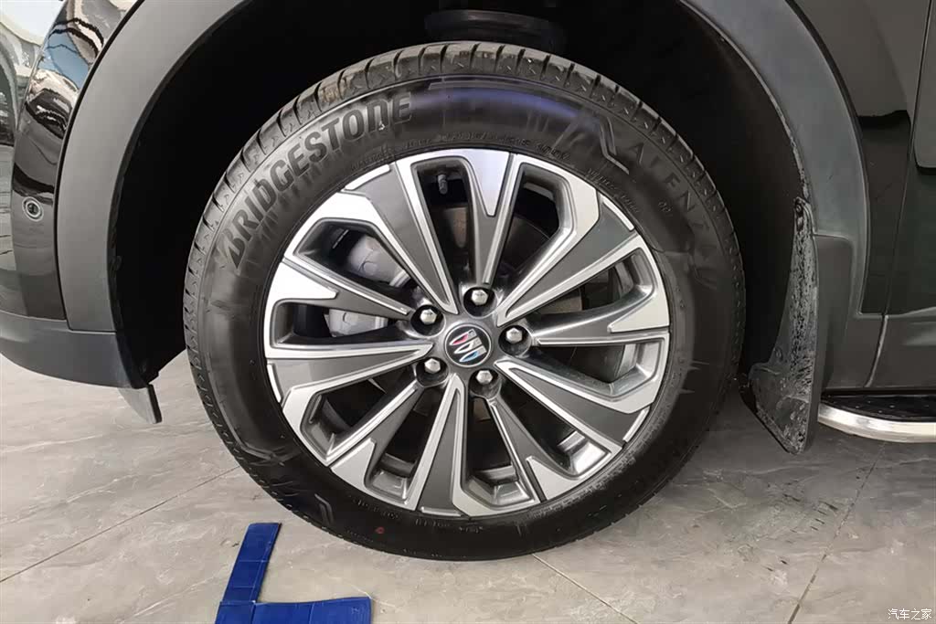 Buick Envision Plus, 2025 6
