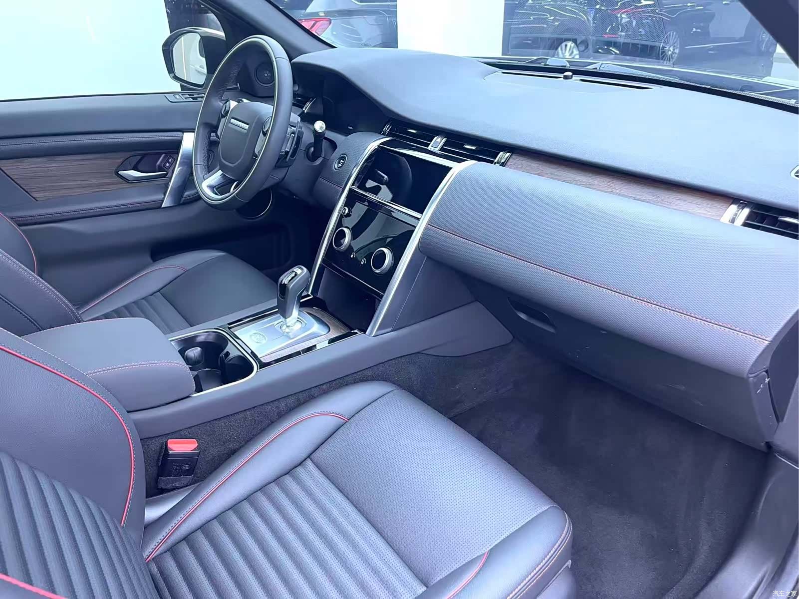 Land Rover Discovery, 2021 10