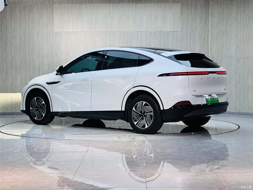 Xpeng G6, 2023 все фото