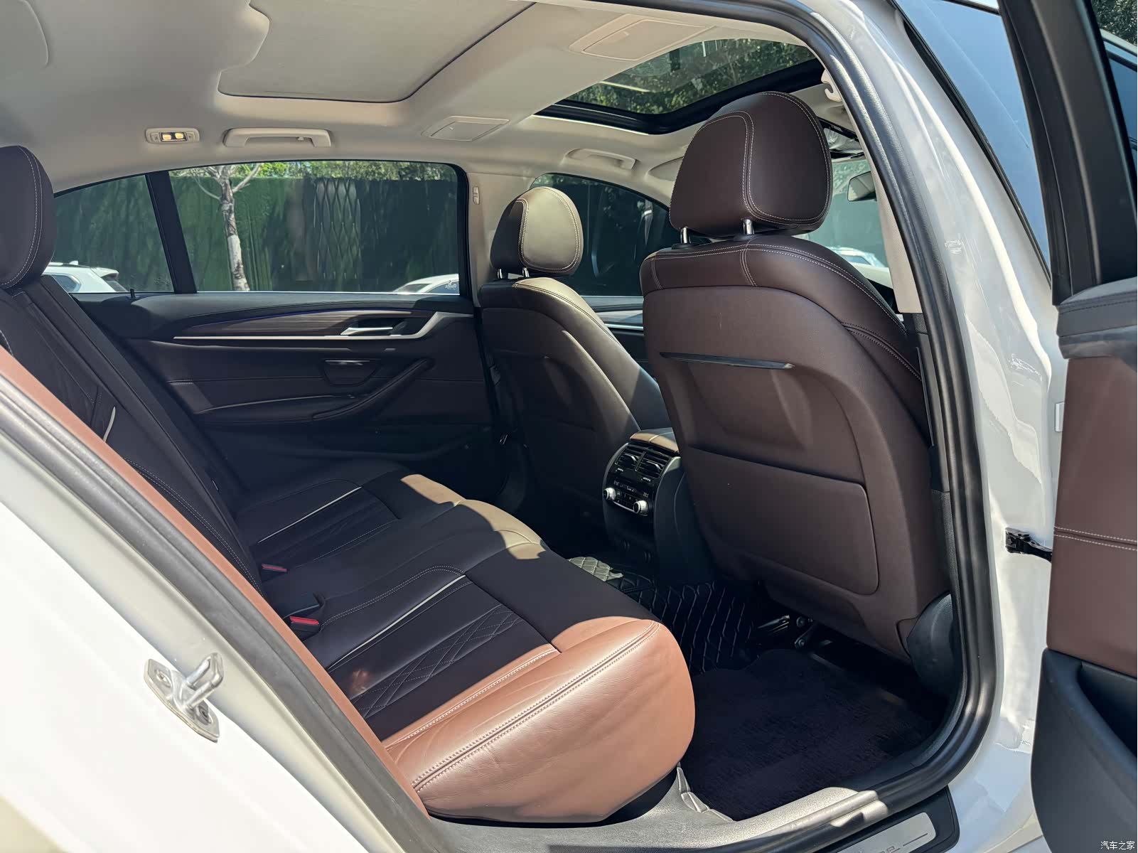 BMW 5 Series, 2019 8
