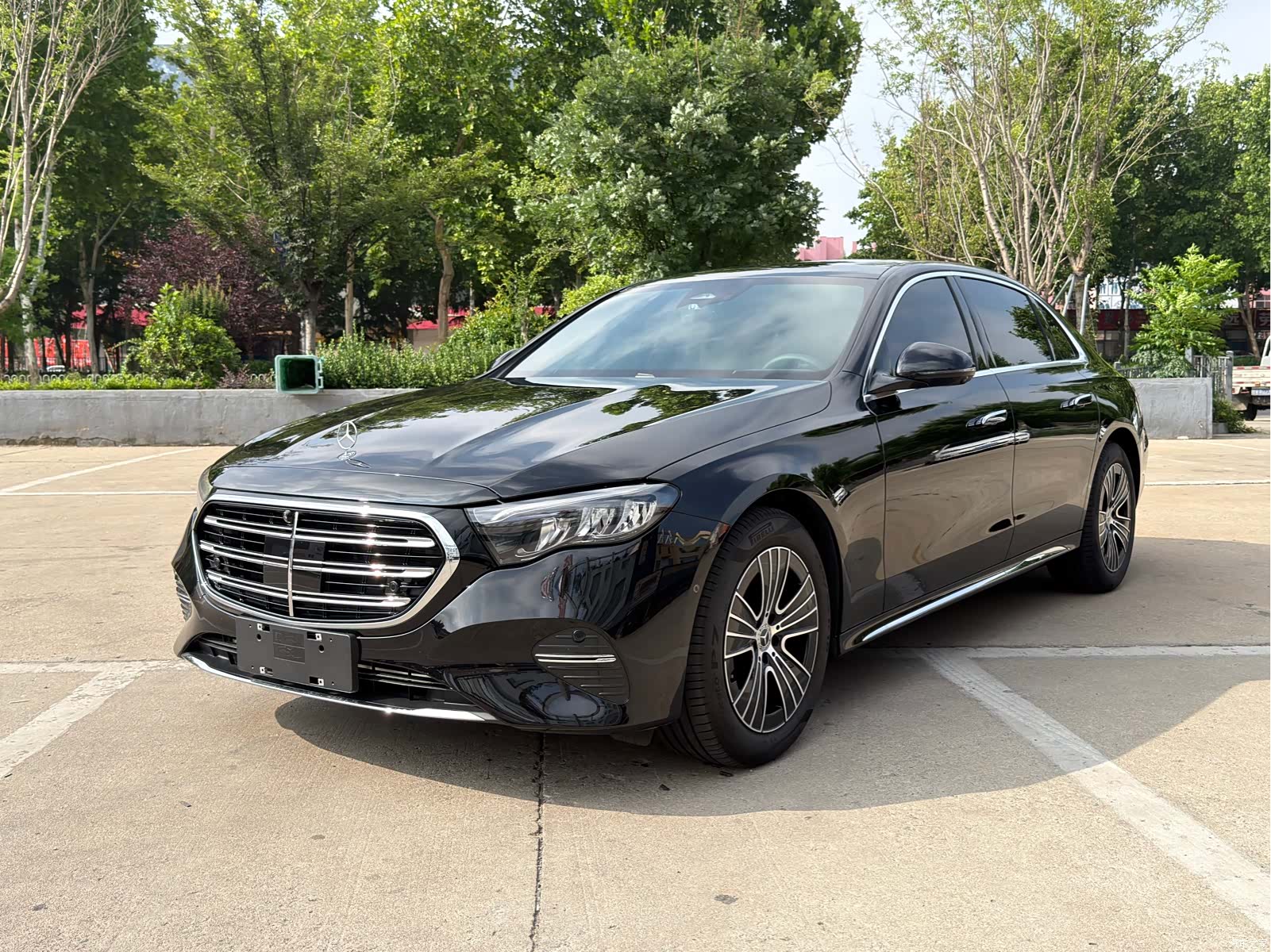 Mercedes-Benz E-Class, 2026 2