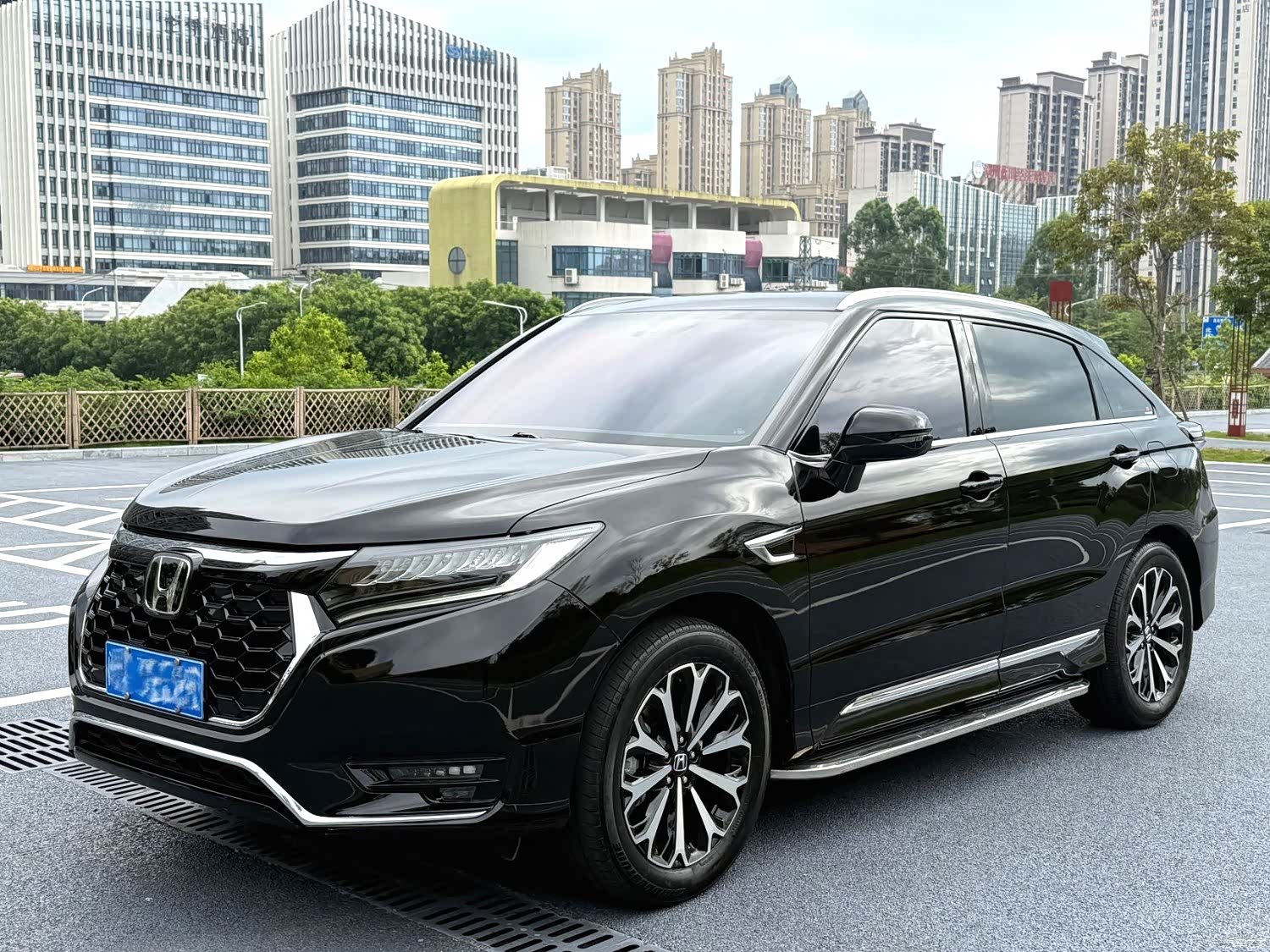 Honda UR-V