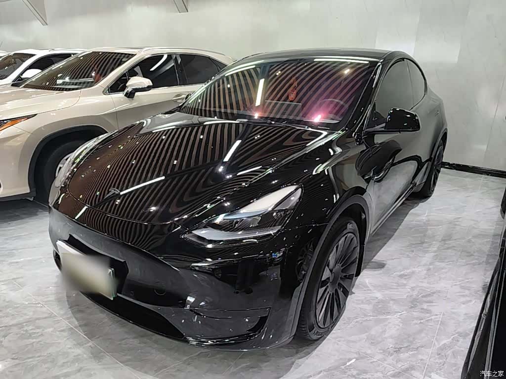 Tesla Model Y, 2022 1