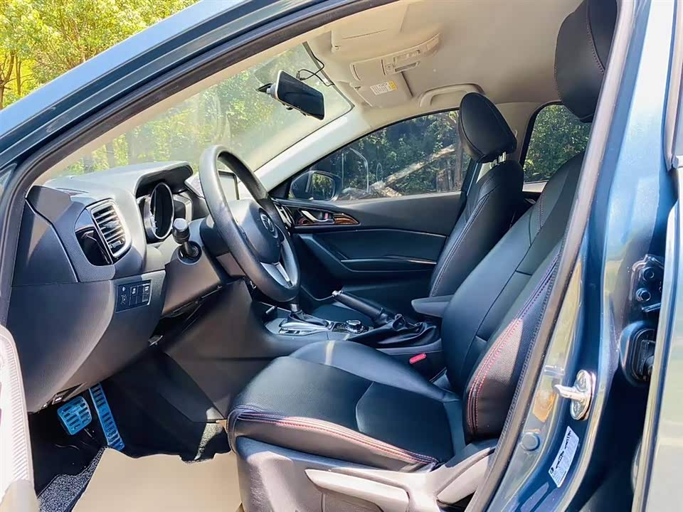 Mazda 3 Angkesaila Mazda 3 Angkesaila