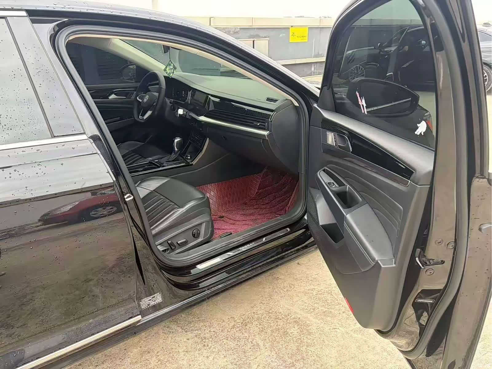 Volkswagen Passat, 2022 все фото