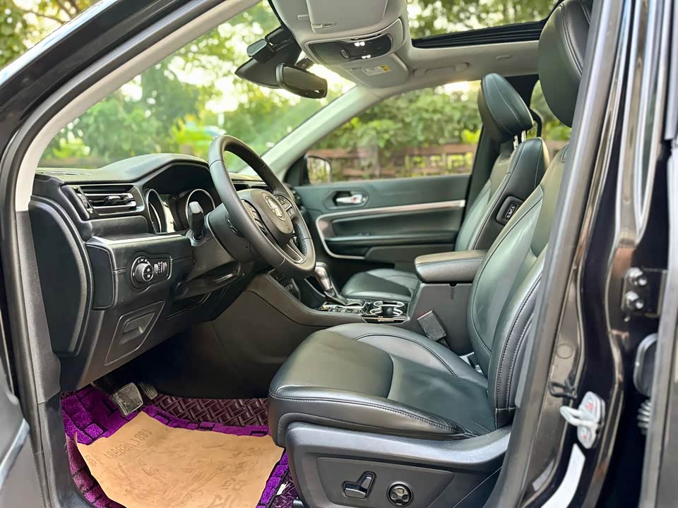 Jeep Grand Commander