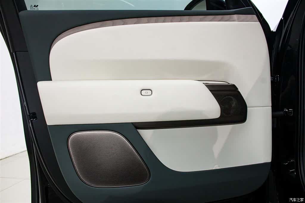 Li Auto L9, 2026 11