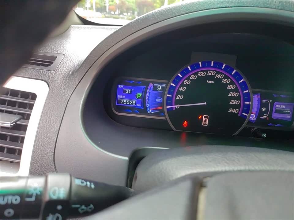 BYD S6
