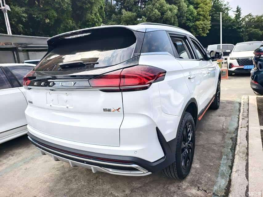 Geely Boyue, 2021 8