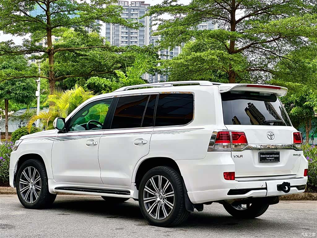 Toyota Land Cruiser, 2010 все фото