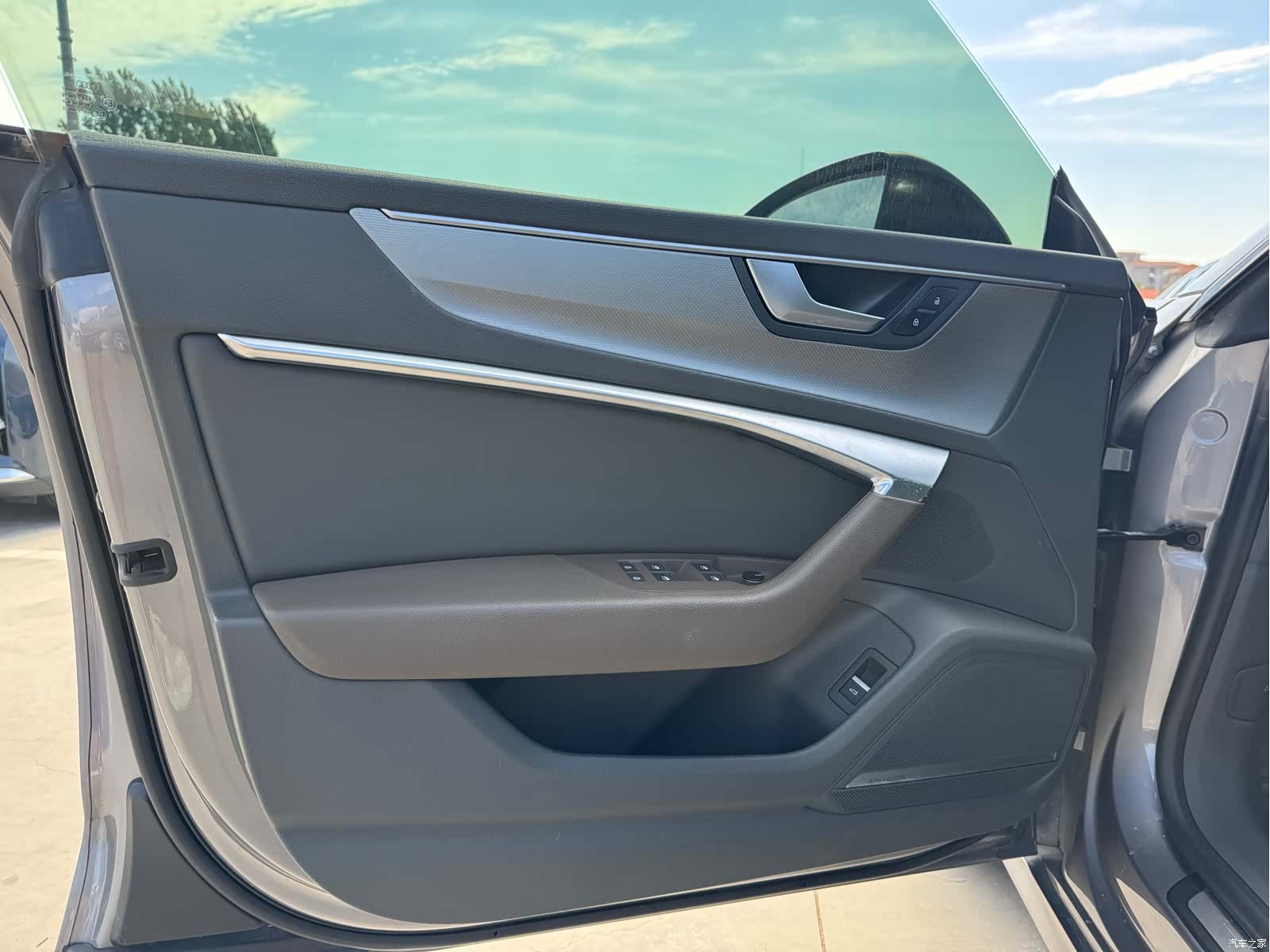Audi A7L, 2023 8