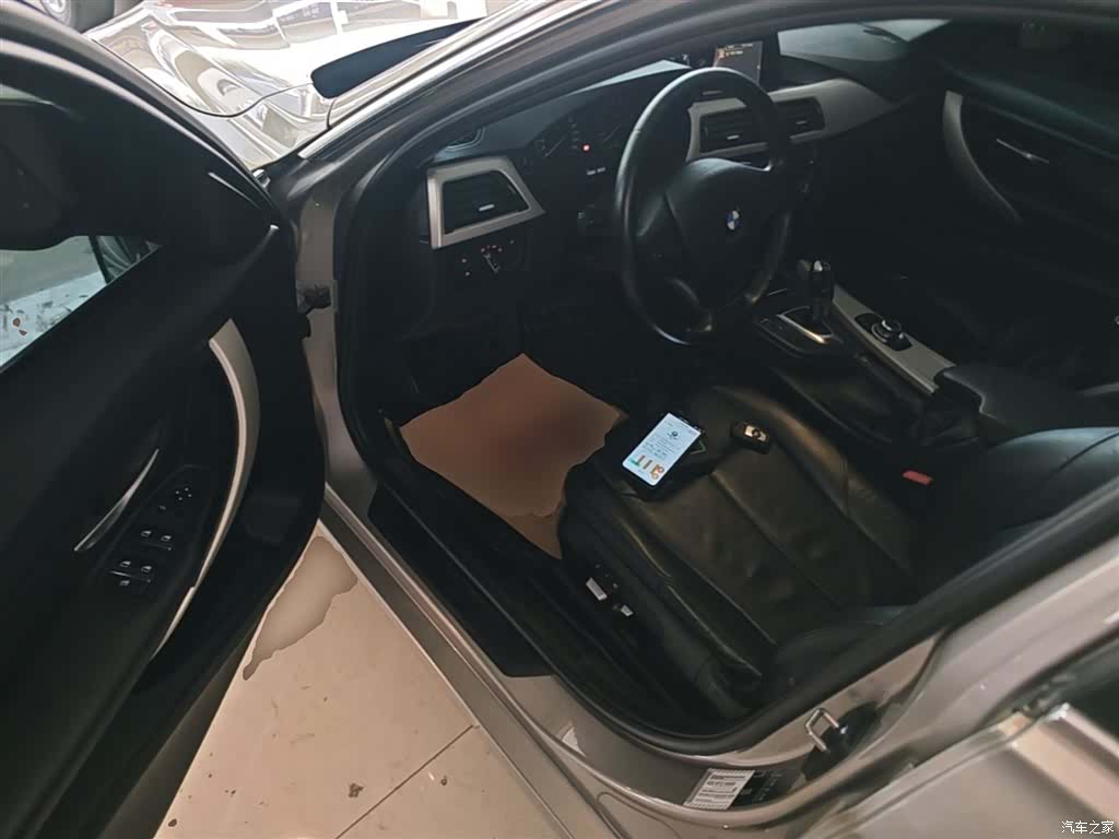 BMW 3 Series, 2016 16