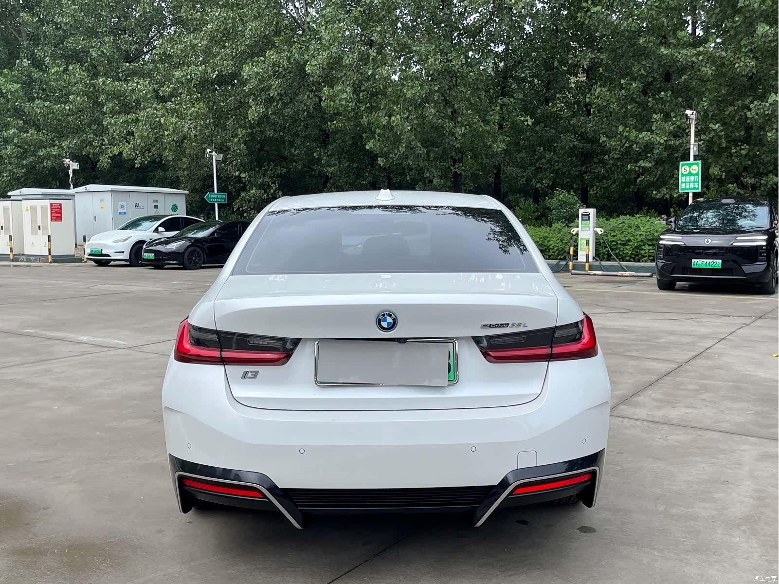 BMW i3, 2024 6