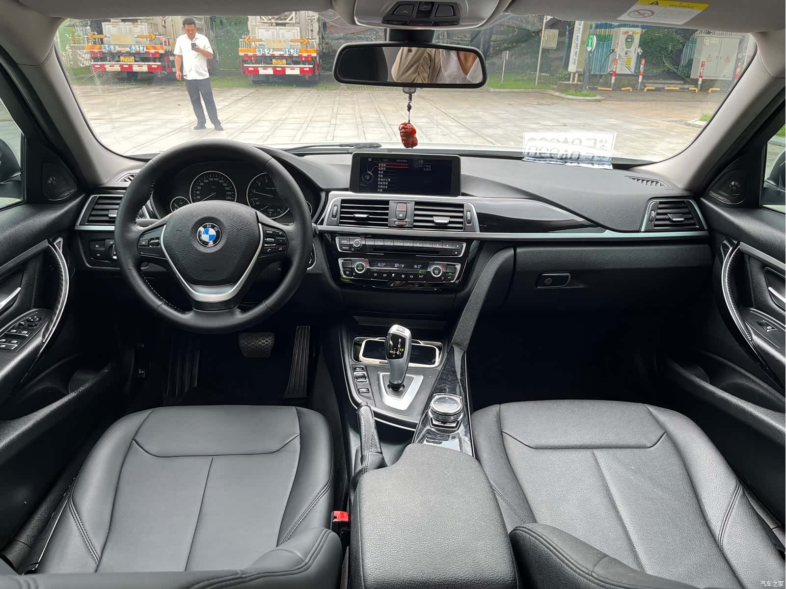 BMW 3 Series, 2017 8