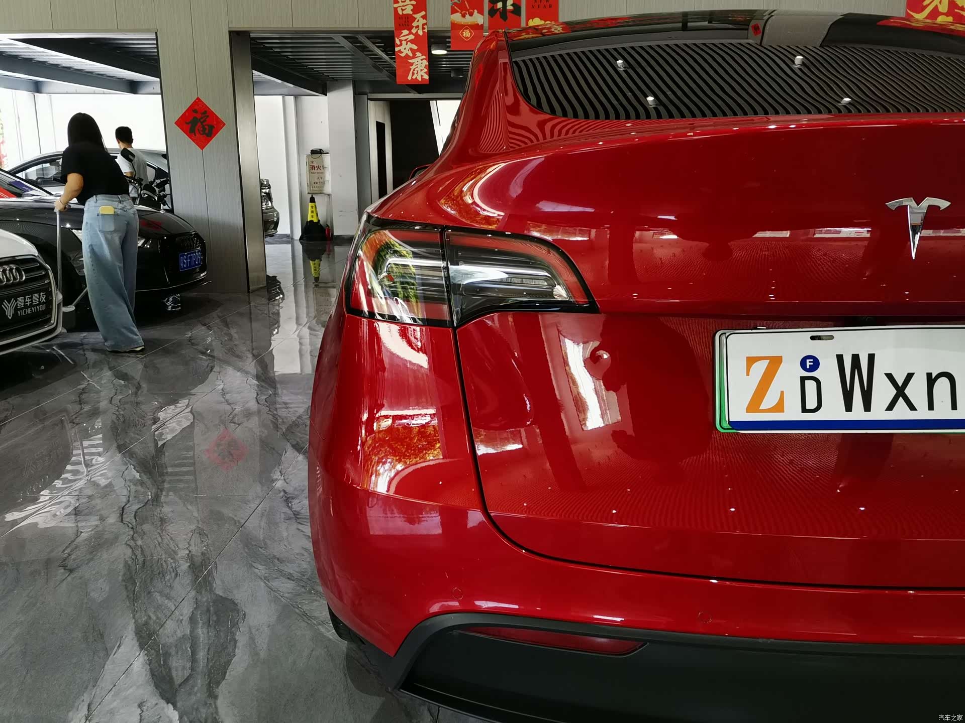 Tesla Model Y, 2022 27