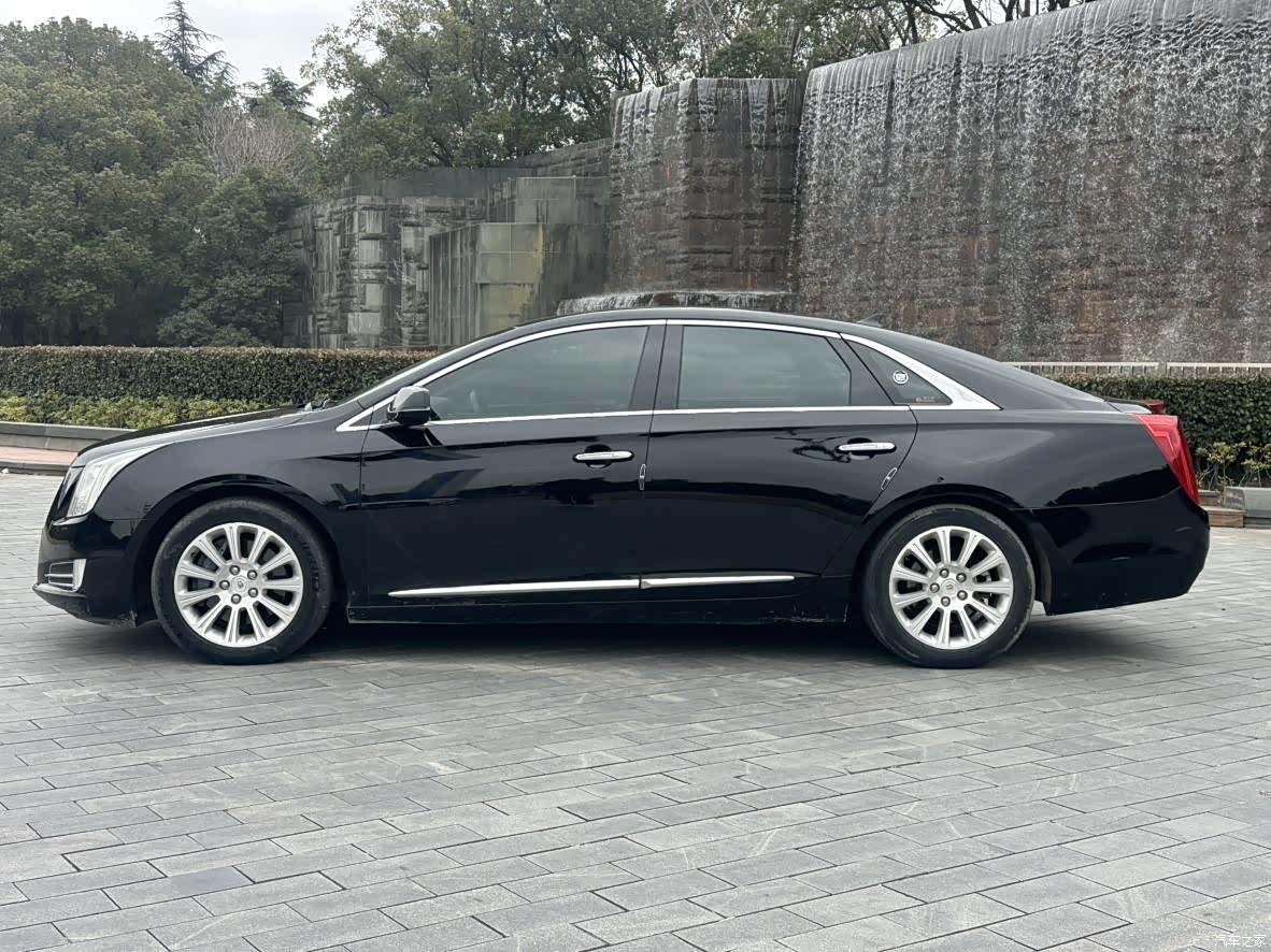 Cadillac XTS, 2014 4