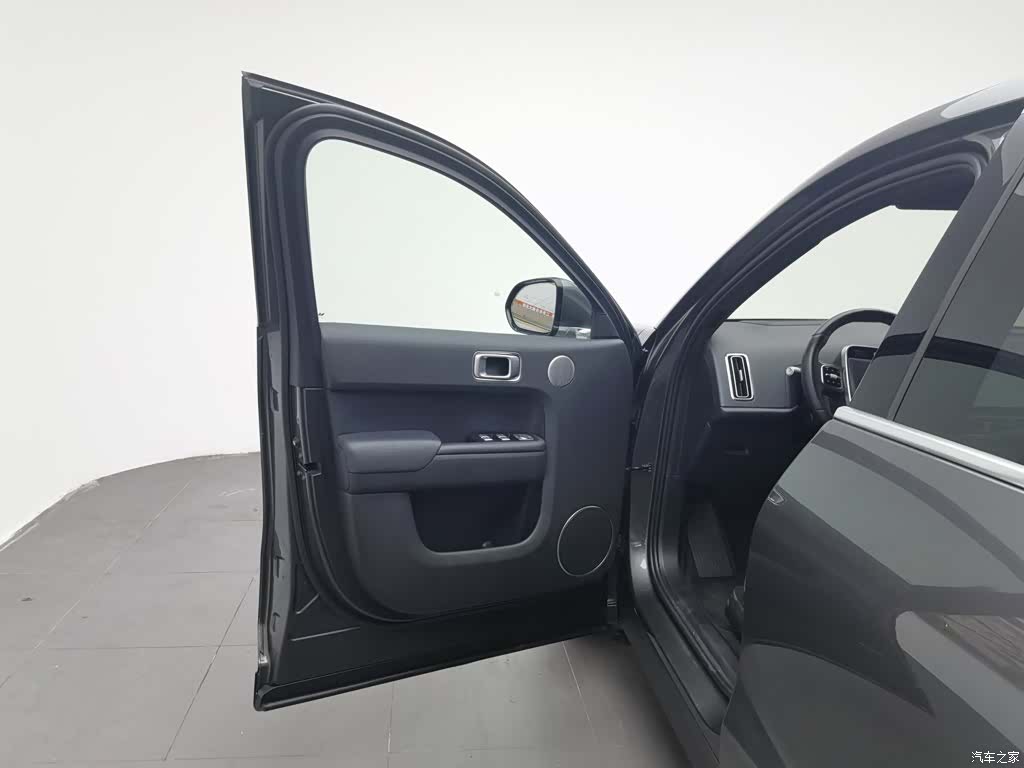 Li Auto L8, 2023 8