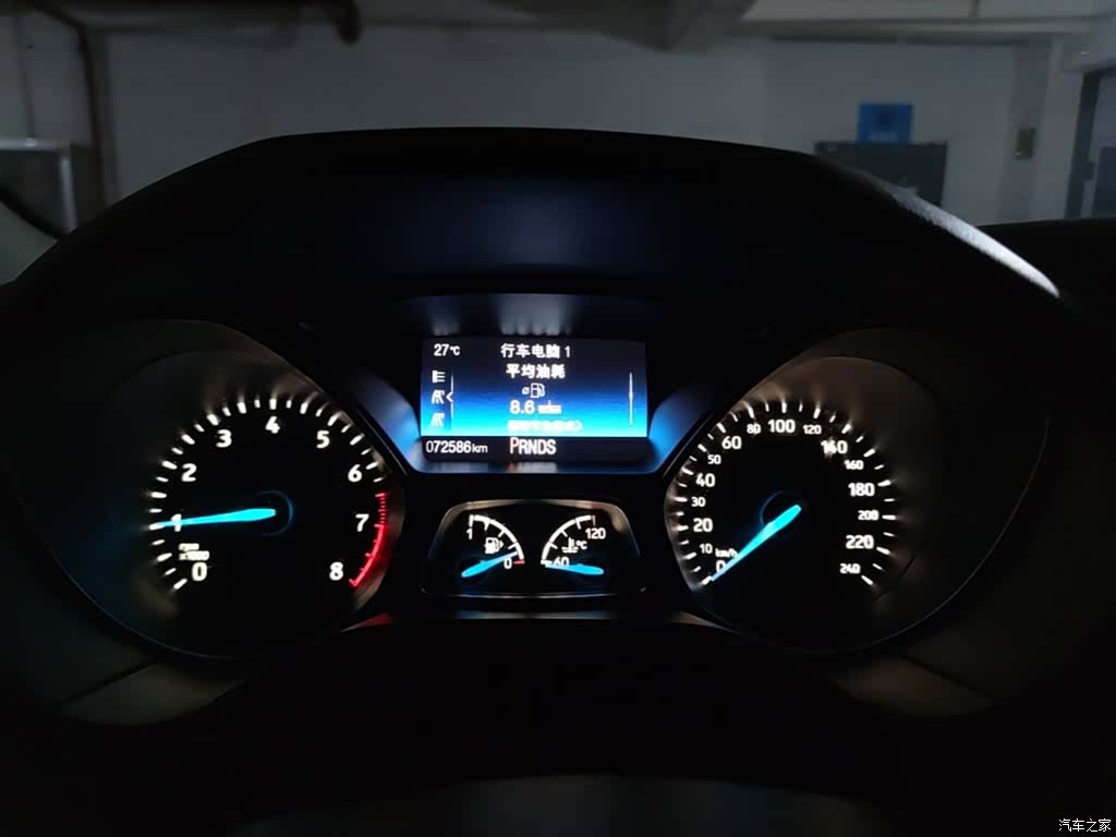 Ford Focus, 2018 12