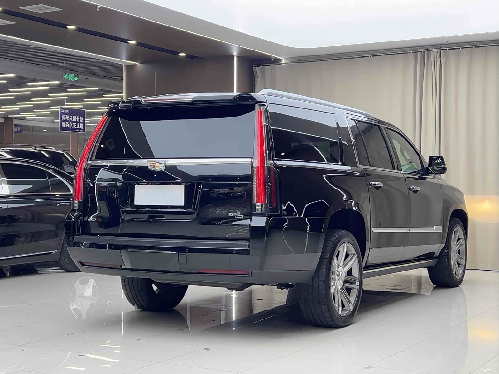 Cadillac Escalade, 2018 все фото