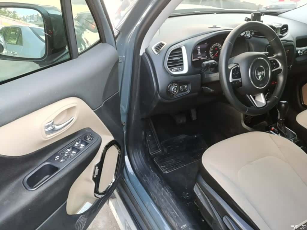 Jeep Renegade, 2017 12