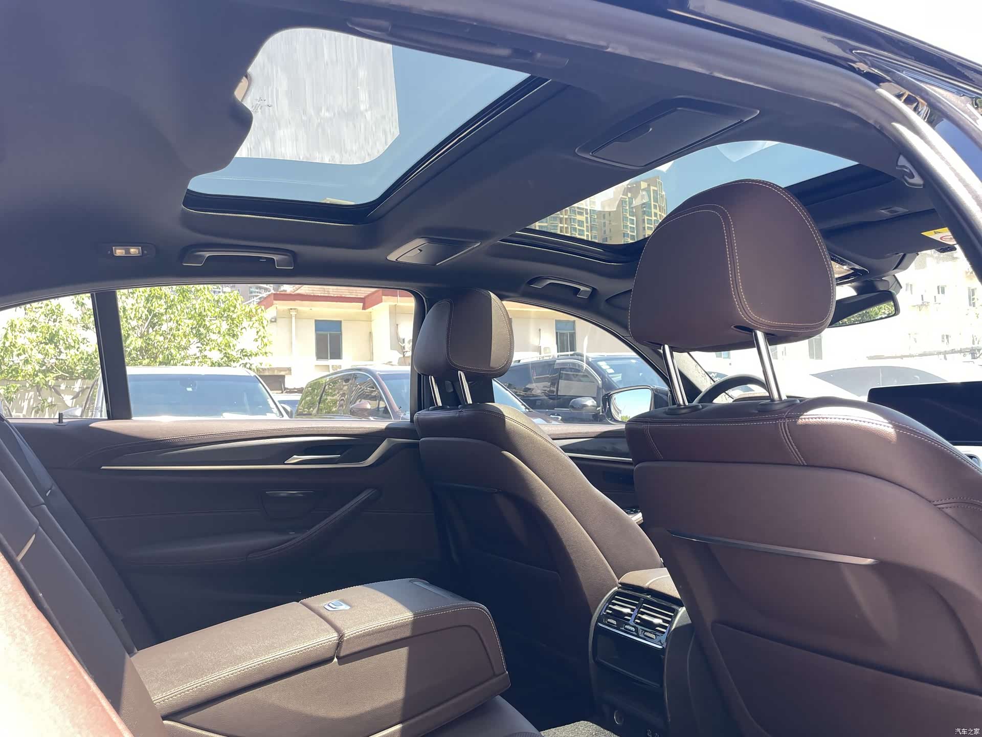 BMW 5 Series, 2021 11