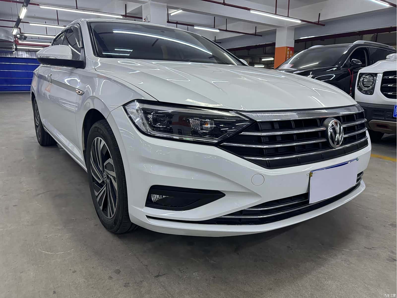 Volkswagen Sagitar, 2021 3