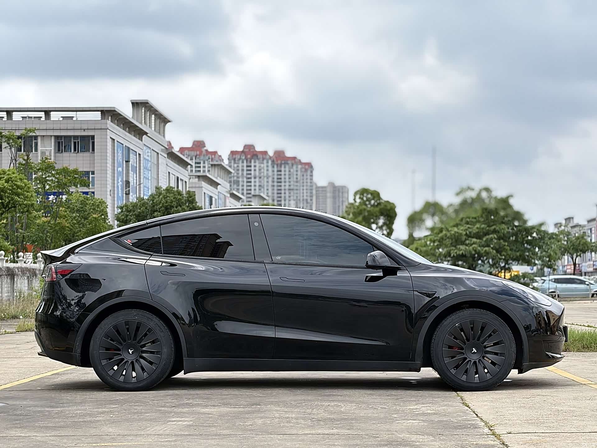 Tesla Model Y, 2022 7