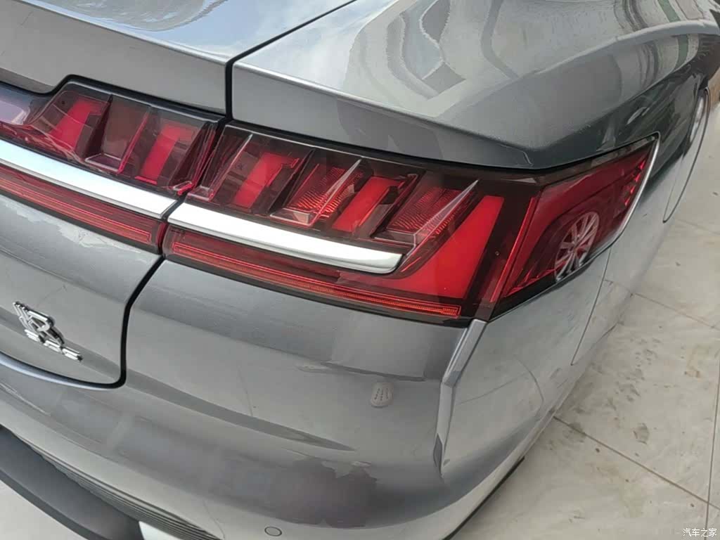 BYD Han, 2022 8