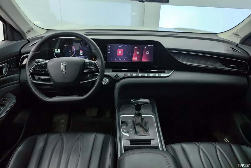 Bestune T55, 2022 12