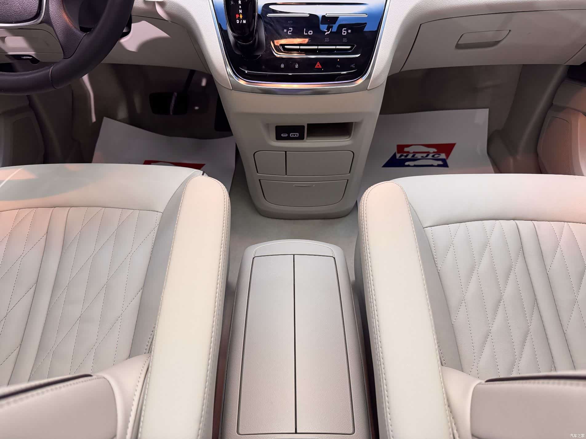 Buick GL8, 2023 13