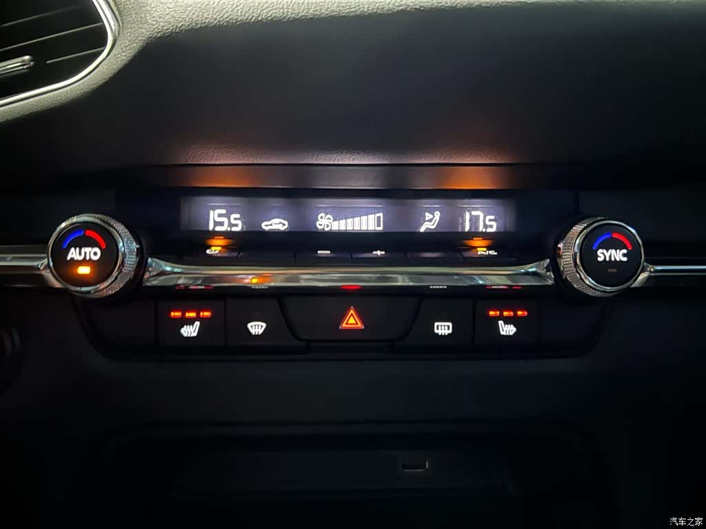 Mazda CX-30, 2022 14