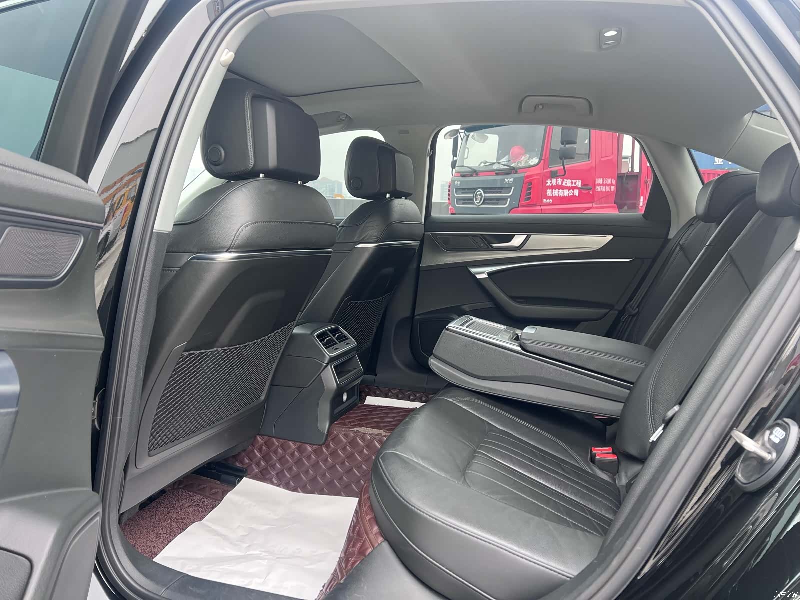 Audi A6L, 2020 8