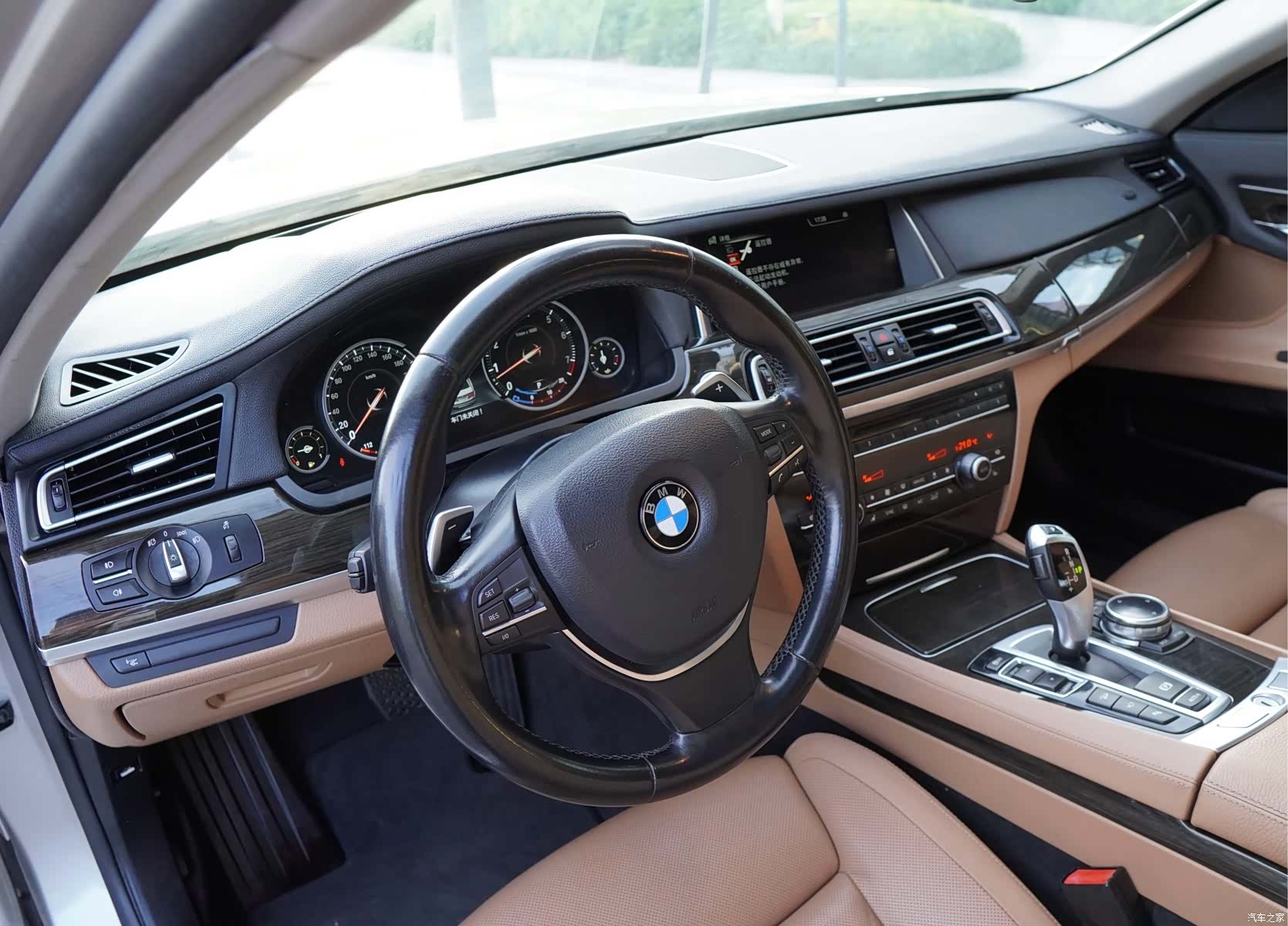 BMW 7 Series, 2014 21