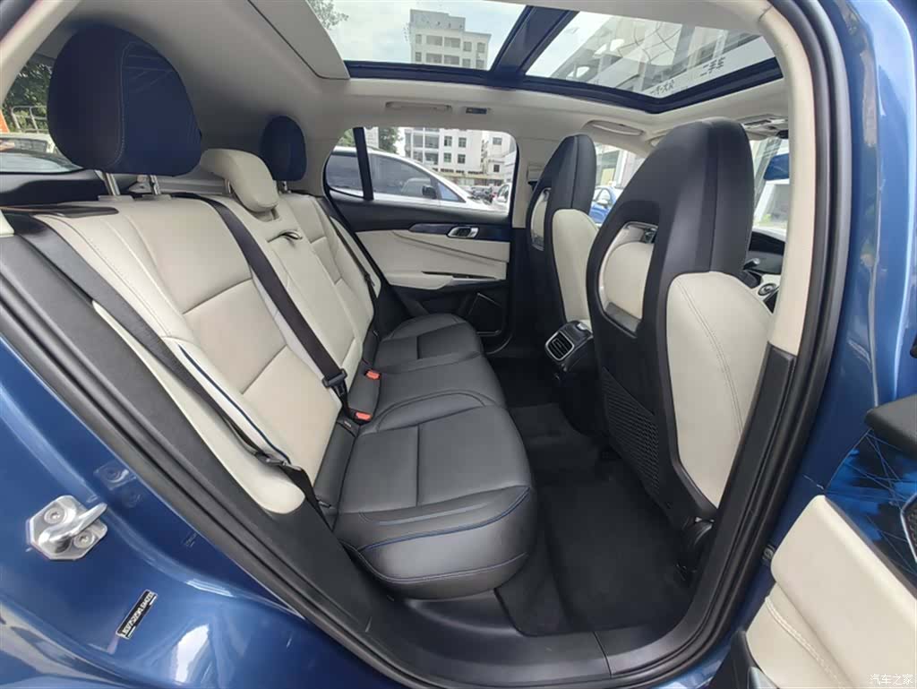 Lynk & Co 01, 2019 12