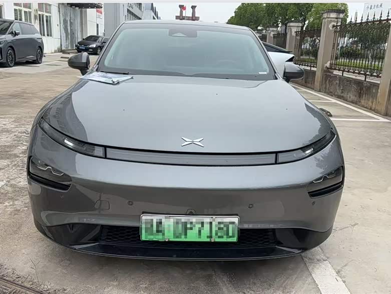 XPENG P7
