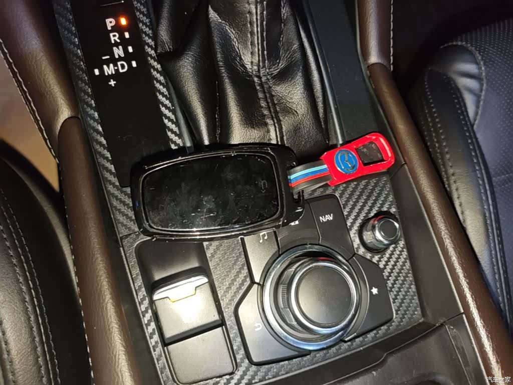 Mazda Atenza, 2018 9