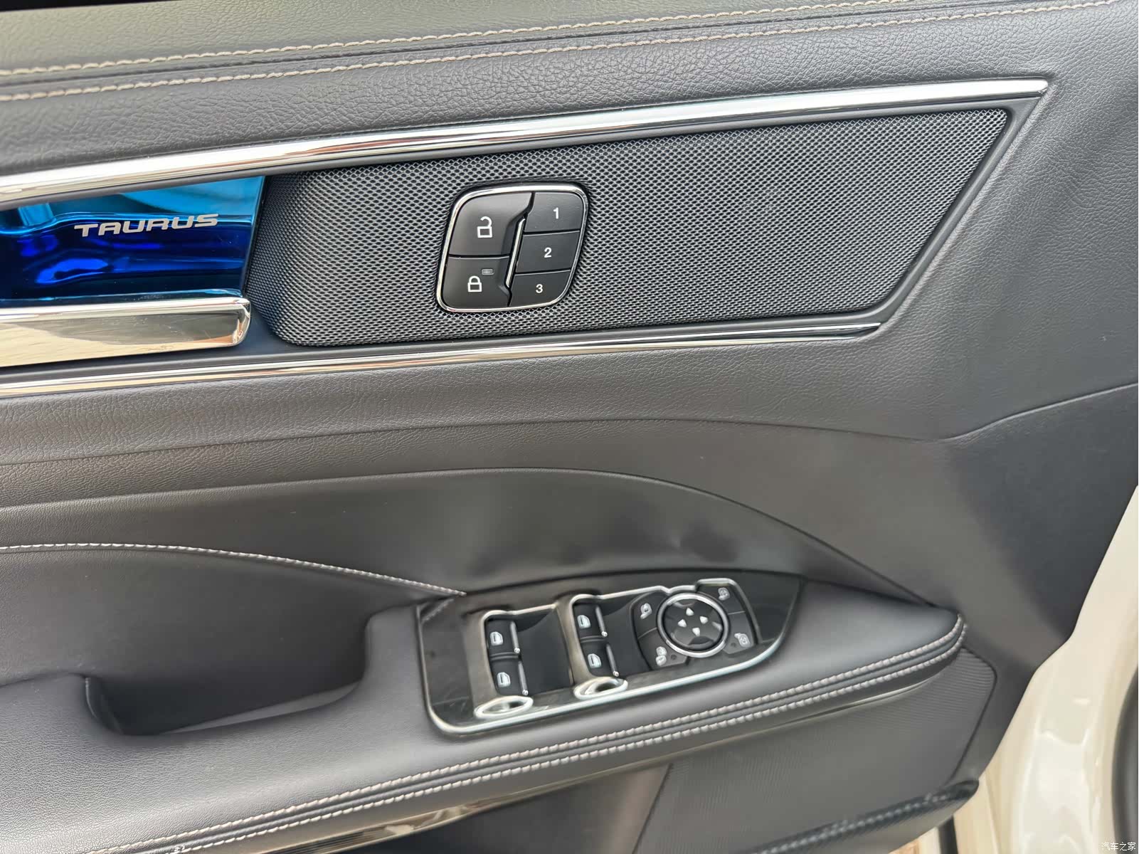 Ford Taurus, 2019 4