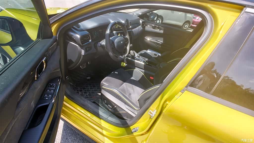 Lynk & Co 01, 2019 4